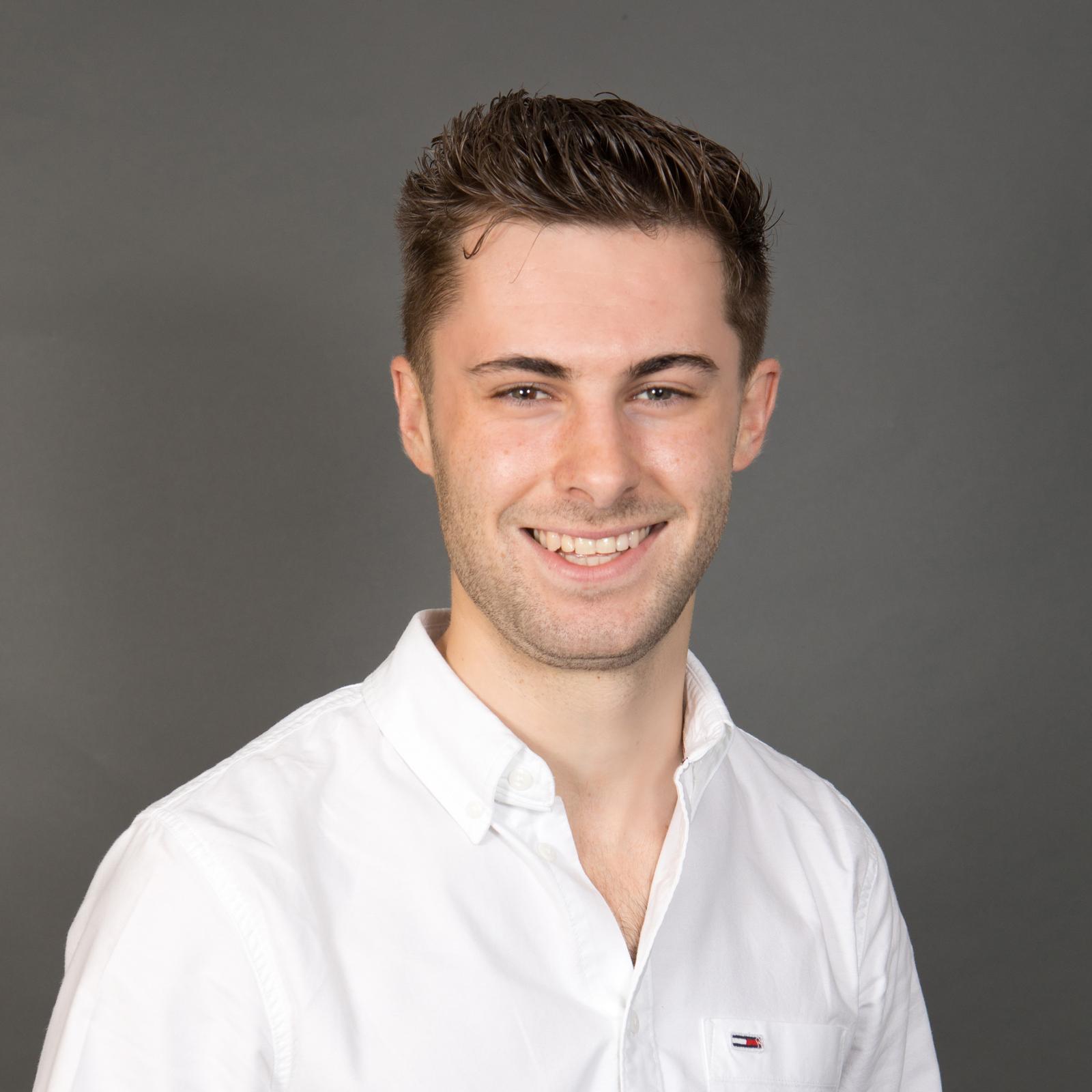 Thomas Cowen headshot